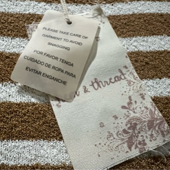 Hem & Thred Small Cream Tan Stripe Short Sleeve Crew Neck Sweater Top NWT B4 - Picture 3 of 5